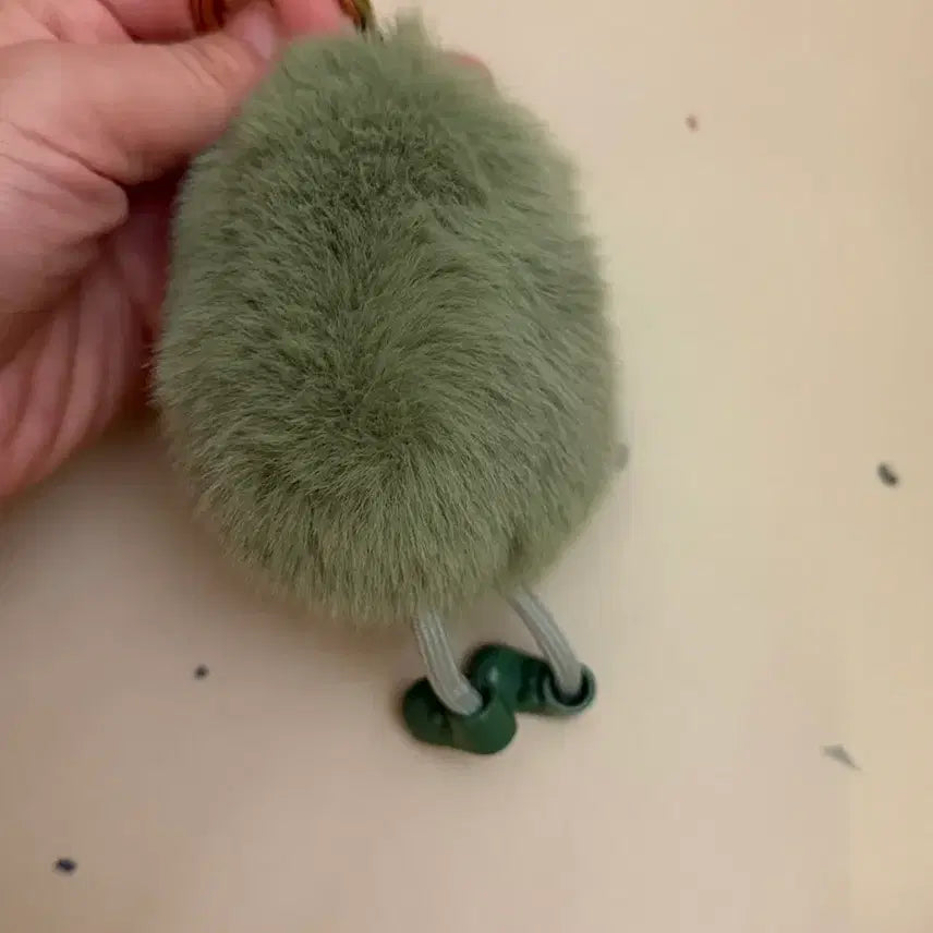 [BUNJANG] Avocado Plush Keychain with Feet / 복실~복실 발 달린 아보카도인형키링