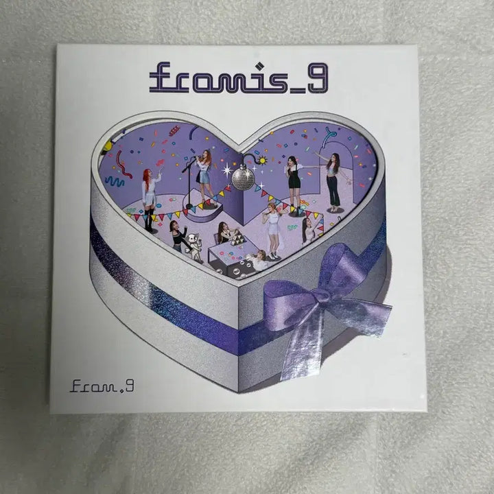 [BUNJANG] fromis_9 Love Bomb Album / 프로미스나인 럽밤 앨범