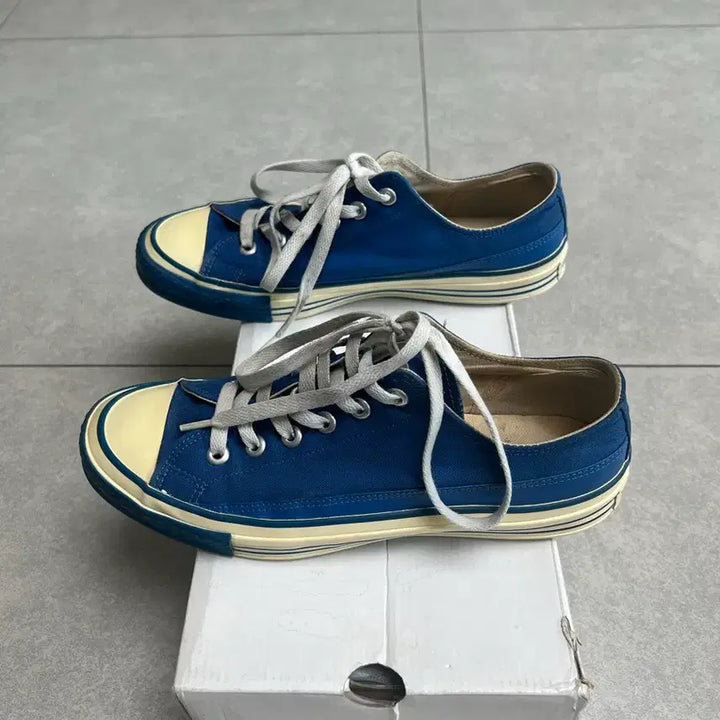 [BUNJANG] Undercover Canvas Sneakers Blue (260) / 언더커버 캔버스 스니커즈 블루 S(260)