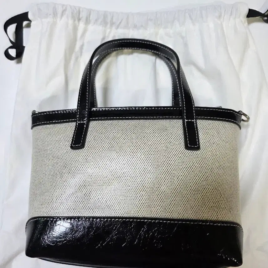 [BUNJANG] ORDE Mini Bag Canvas Black / [쭈언니X러브참] 오르드 미니백 캔버스 블랙 새상품