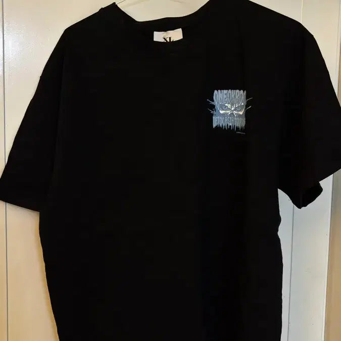 [BUNJANG] ONE OK ROCK Tour XL T-Shirt / ONE OK ROCK md xl 잠실 투어 상품 미착용