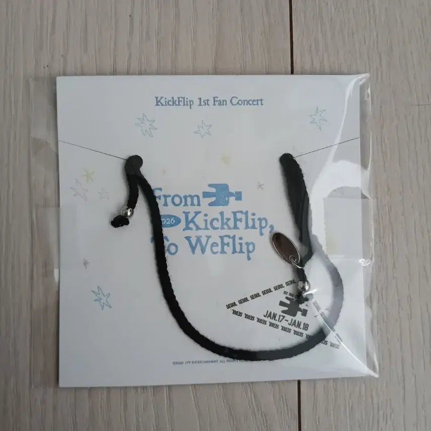 [BUNJANG] Kickflip Fancon Wristband / 킥플립 팬콘 팔찌 판매
