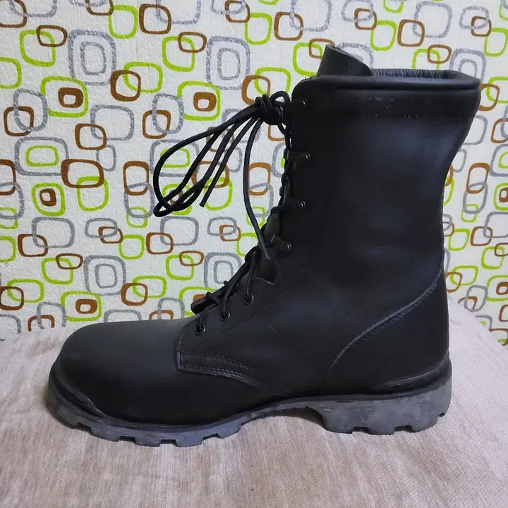 [BUNJANG] Korean Army Combat Boots 275M / 구형 육군 접착식 전투화 미사용신품 275M