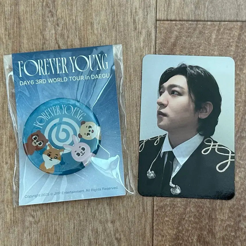 [BUNJANG] Day6 Sungjin The Decade Daegu Entrance Gift Photocard + Grip Tok / 데이식스 전국투어 더 데케이드 대구 입장기프트 성진포카+그립톡