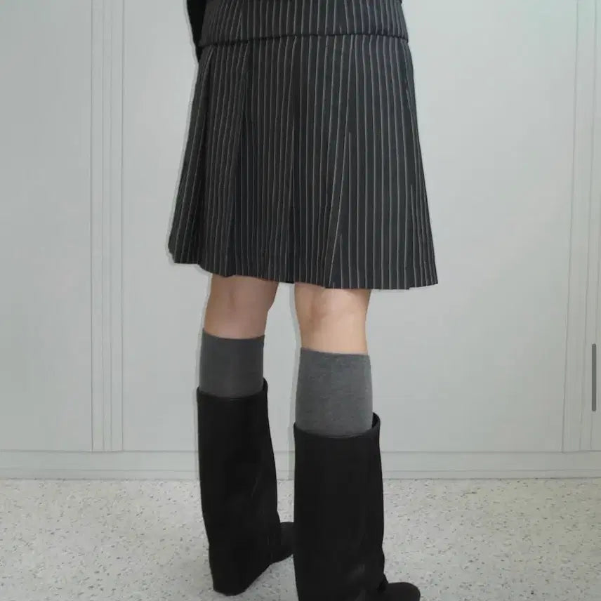 [BUNJANG] Chemeccy Wrap Skirt Grey Stripe / 체메씨 랩스커트 그레이 스트라이프