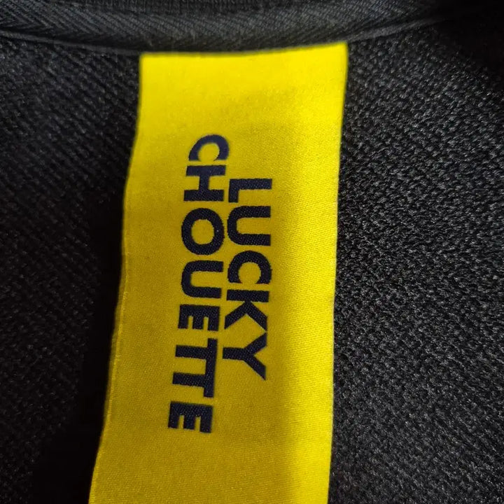 [BUNJANG] Lucky Chouette Chance Chance Black Lightning Print Sweatshirt / 럭키슈에뜨 여성챈스챈스 번개 블랙 맨투맨 M