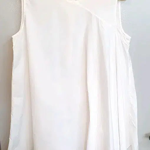 [BUNJANG] COS White Sleeveless Shirt Blouse / COS 코스 화이트 셔츠형 민소매 블라우스36