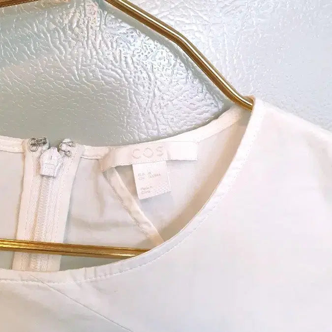 [BUNJANG] COS White Sleeveless Shirt Blouse / COS 코스 화이트 셔츠형 민소매 블라우스36