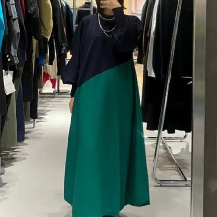 [BUNJANG] HeRIN.CYE Asymmetrical Knit Dress / HeRIN.CYE 헤린사이 비대칭 원피스(엔폴드,사카이스타일)