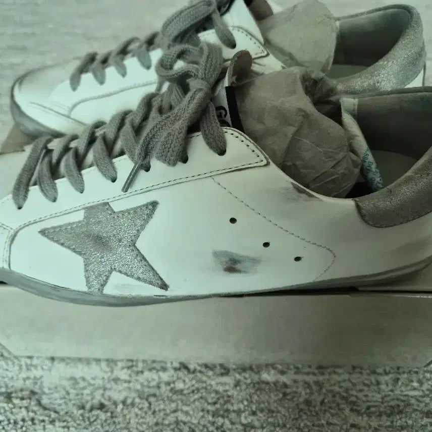 [BUNJANG] Golden Goose GDBB White Sneakers / 골든구스 GDBB 화이트 스니커즈