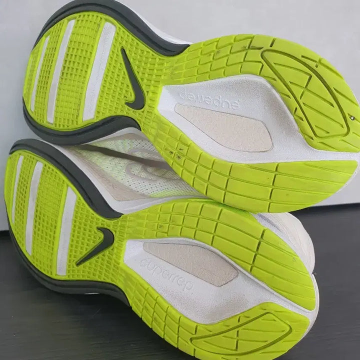[BUNJANG] Nike Zoom SuperRep Surge (245) Training Shoes / 나이키 줌 슈퍼렙 서지 (245)
