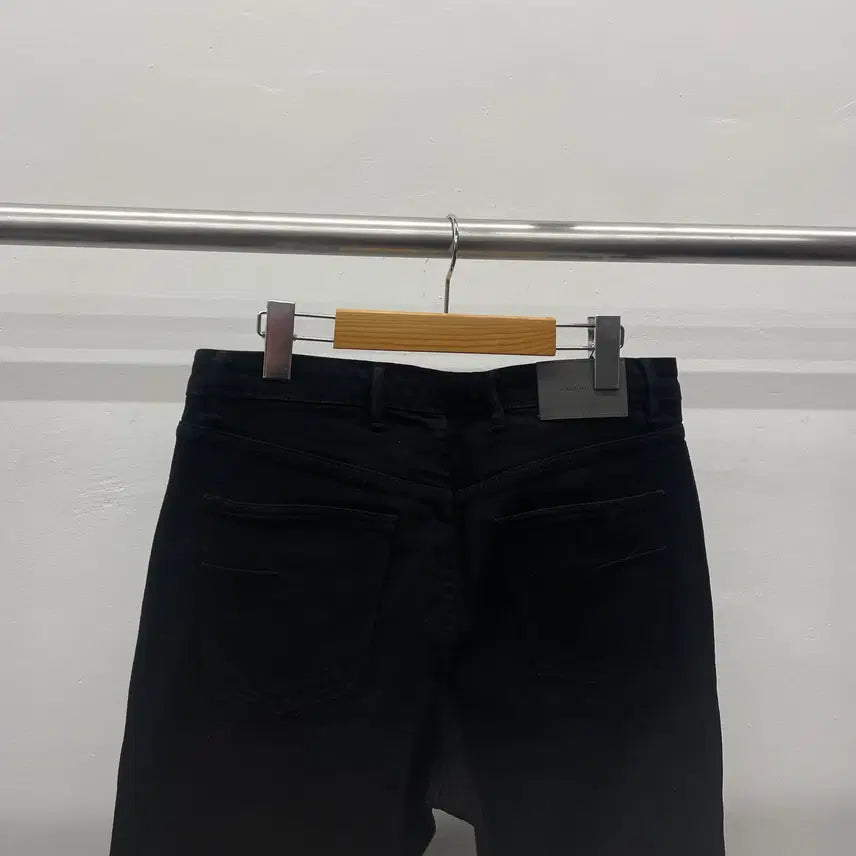 [BUNJANG] Massimo Dutti Tapered Fit Stretch Jeans - Black / 31인치)마시모두띠 테이퍼드핏 스판 청바지 블랙