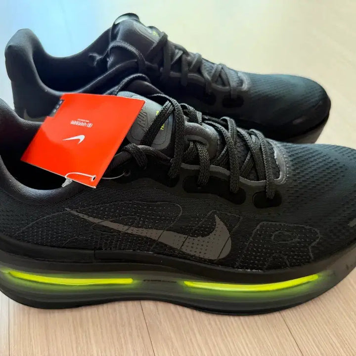 [BUNJANG] Nike Vomero Premium Sneakers / 나이키 보메로 프리미엄