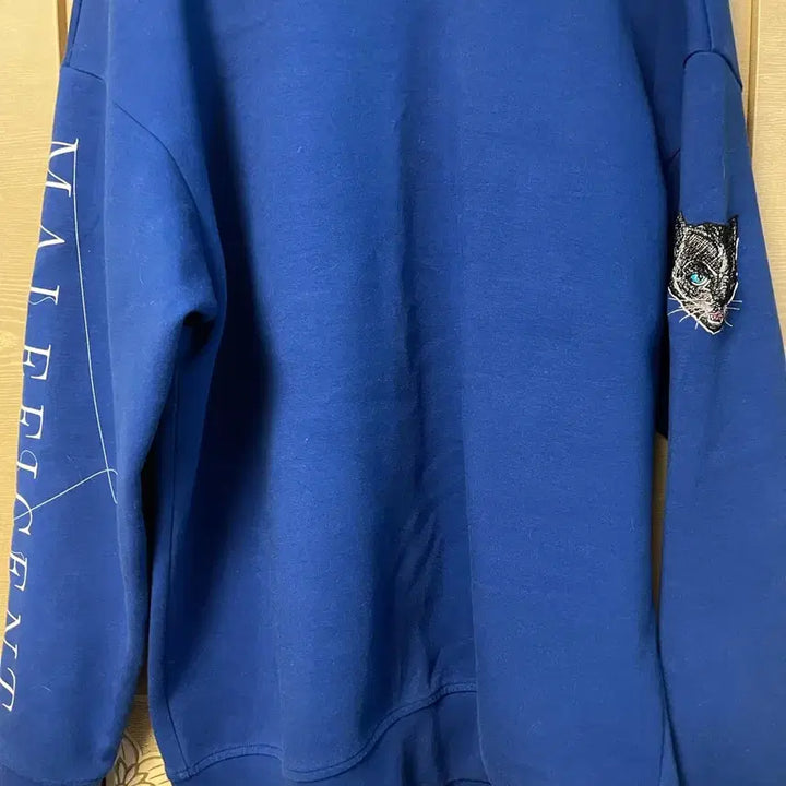 [BUNJANG] Songzio Zzero Blue Embroidered Sweatshirt / 송지오 지제로 블루 맨투맨 46