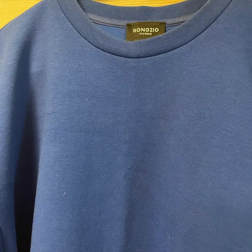 [BUNJANG] Songzio Zzero Blue Embroidered Sweatshirt / 송지오 지제로 블루 맨투맨 46