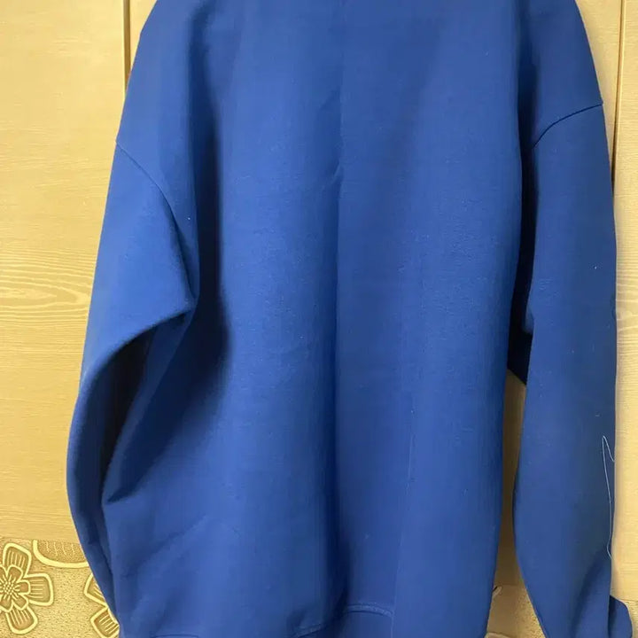 [BUNJANG] Songzio Zzero Blue Embroidered Sweatshirt / 송지오 지제로 블루 맨투맨 46