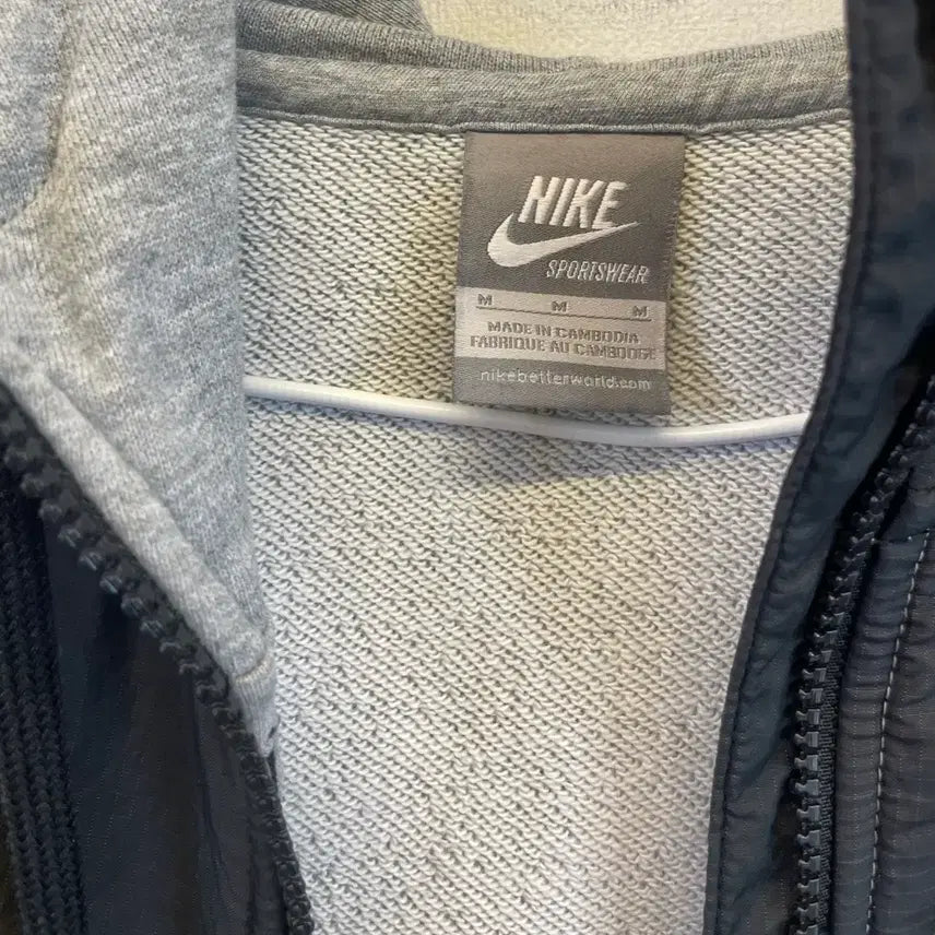 [SOLD OUT] 나이키 후드집업 M 95 (남녀공용가능) 면100%