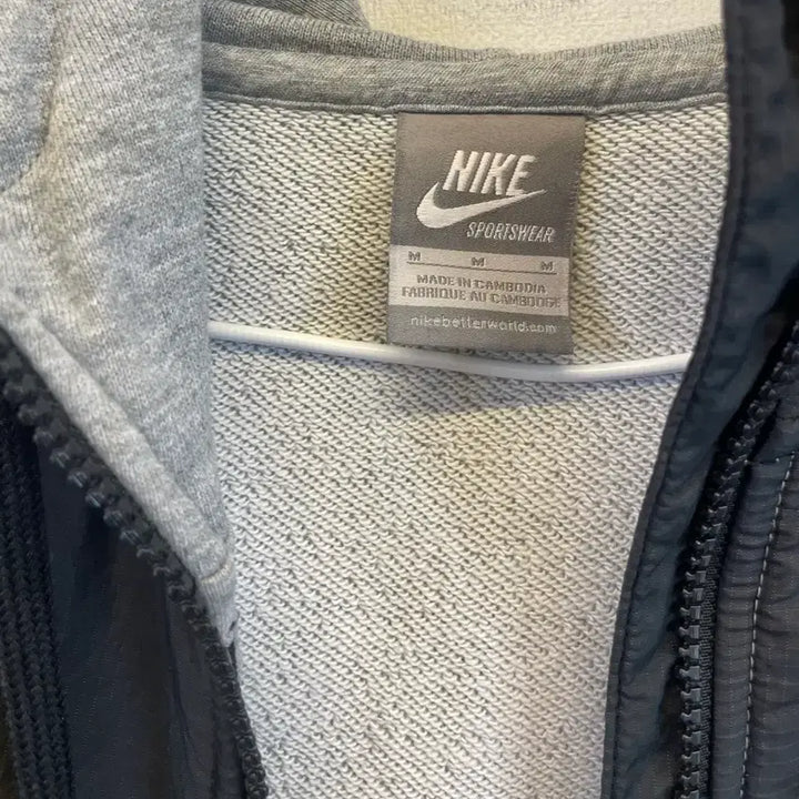 [SOLD OUT] 나이키 후드집업 M 95 (남녀공용가능) 면100%