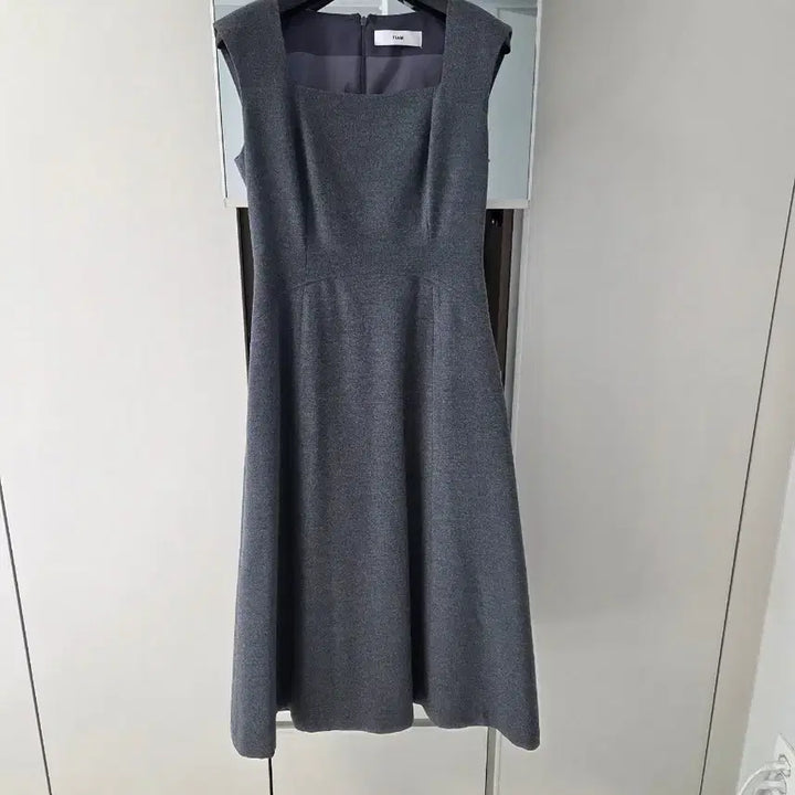 [BUNJANG] 11AM Square Neck Gray Long Dress / 11AM 스퀘어넥그레이 원피스