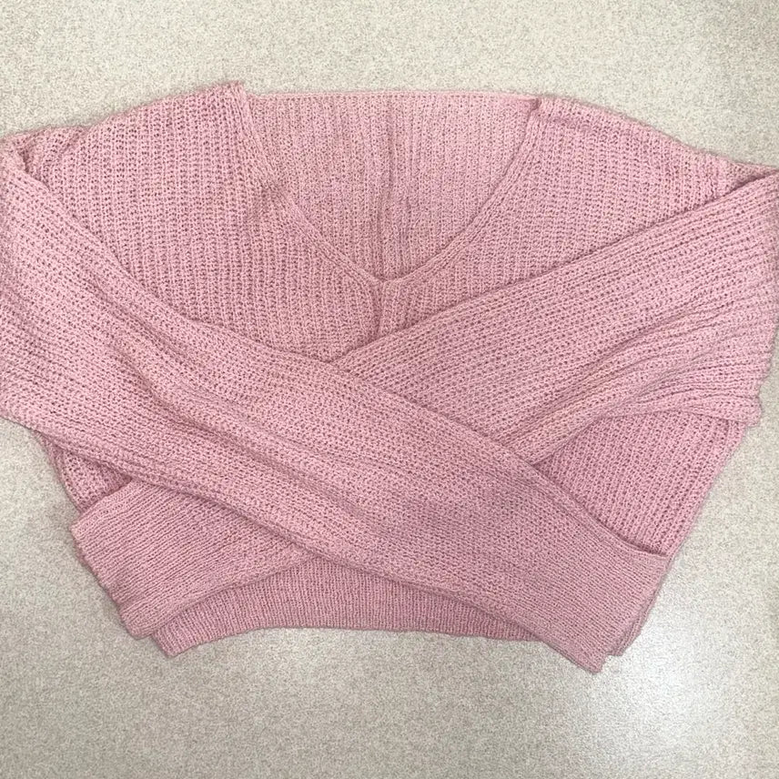[BUNJANG] Acuvee Club Babe Crop Knit Sweater (Pink) / 아쿠비클럽 babe crop knit 크롭 핑크 니트