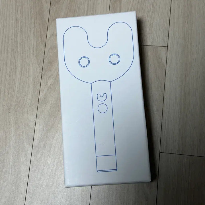 [BUNJANG] NewJeans Light Stick + Dust Bag Bundle Set / 뉴진스 Light Stick 응원봉 + 더스트백 풀셋