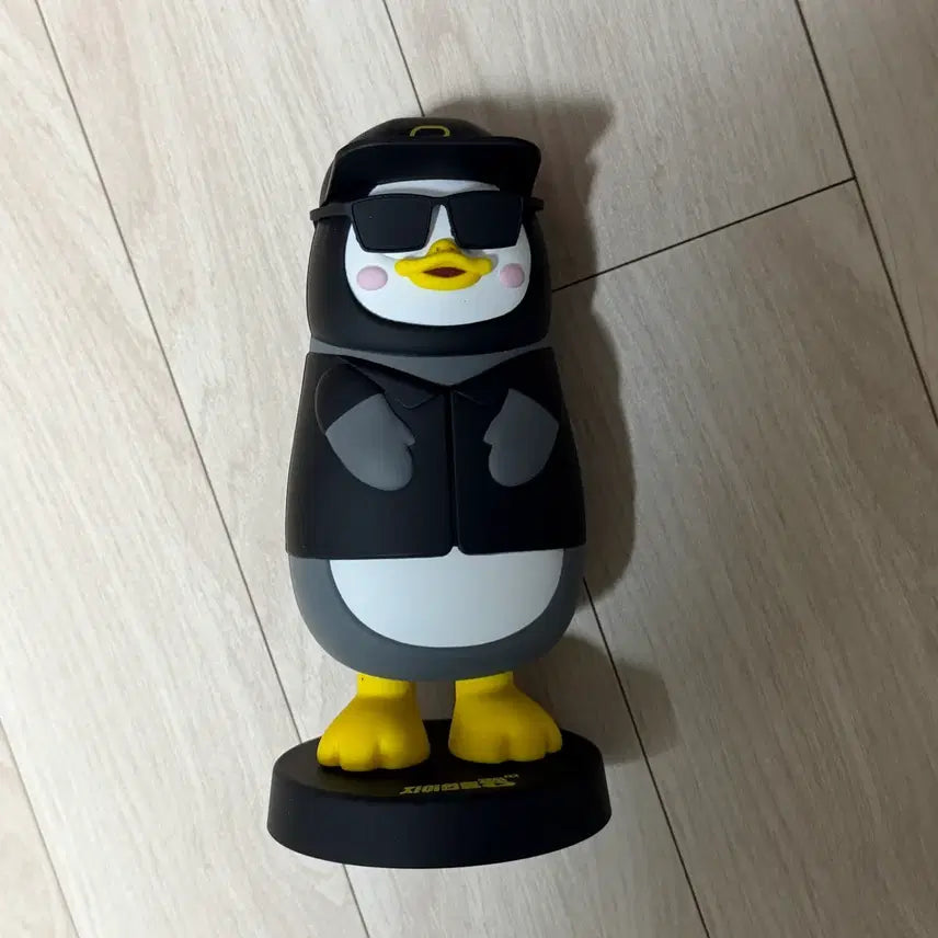 [BUNJANG] Giant Pengsoo Figure / 자이언트 펭귄 피규어