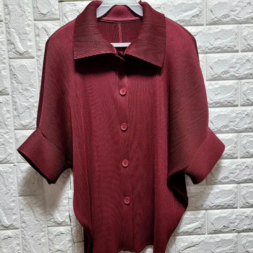 [SOLD OUT] 플리츠 주름 카라넥 반팔 블라우스