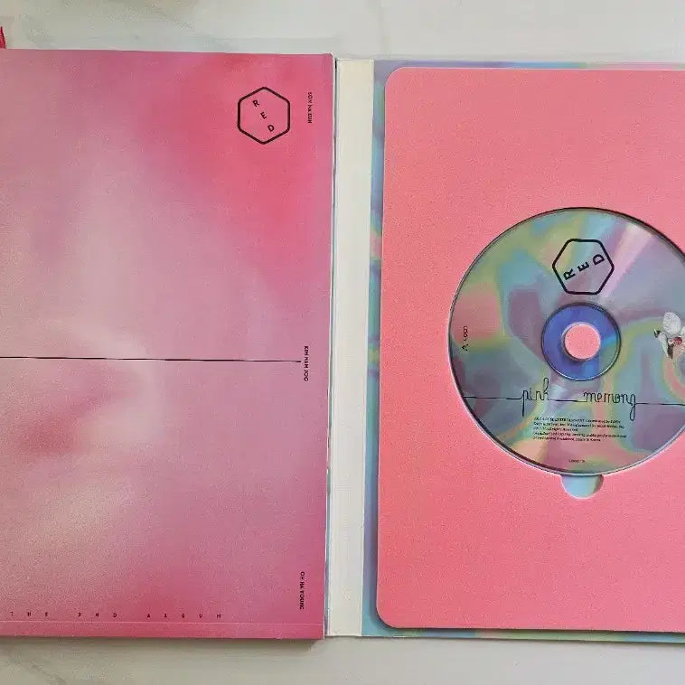 [BUNJANG] Apink Pink MEMORY Album (Red/Memory Version) with Photocard / 에이핑크 Pink MEMORY Red/Memory 앨범+포카+포스터 포함
