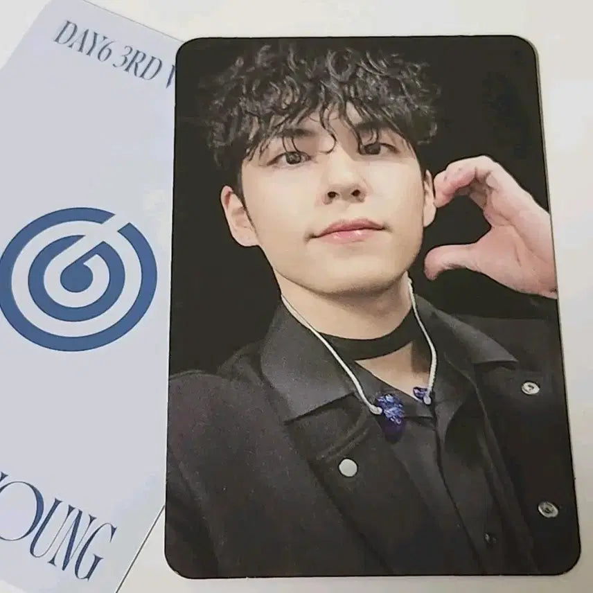 [BUNJANG] DAY6 Wonpil Photocard/Badge Set / DAY6 데이식스 광주 포카/뱃지 양도 (원필)