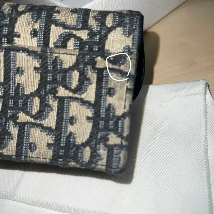 [BUNJANG] Dior Oblique Wallet / 디올 오블리크 지갑 정품