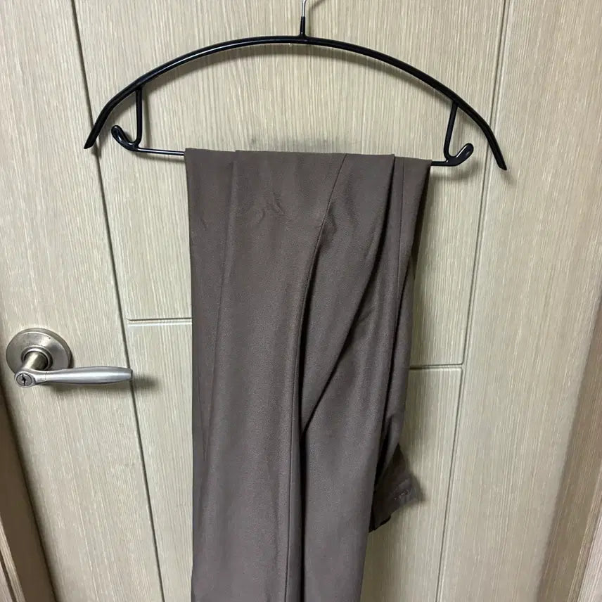 [BUNJANG] Maison Mineed Saint Two Tuck Wide Pants Brown / 메종미네드 SAINT TWO TUCK WIDE PANTS BROWN