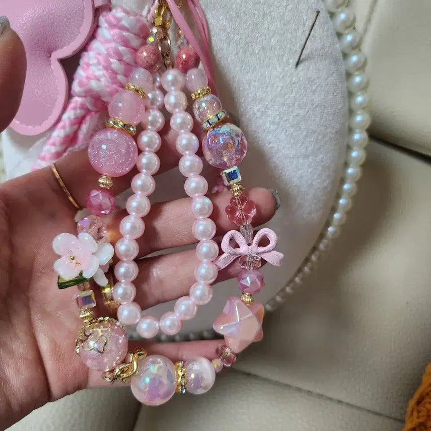 [BUNJANG] Handmade Pink Heart Charm Keychain with High-Quality Beads / 핸드메이드 핑크 하트 키링 참 장식(고퀄 구슬)