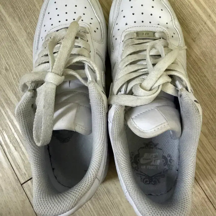 [BUNJANG] Nike Air Force 1 All White Sneakers / 나이키 에어포스 올빽 230