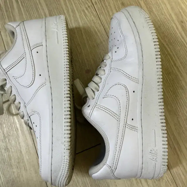 [BUNJANG] Nike Air Force 1 All White Sneakers / 나이키 에어포스 올빽 230