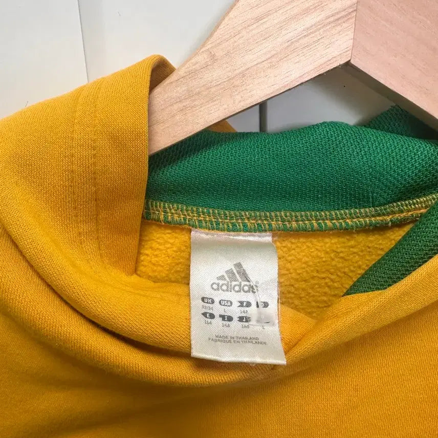 [BUNJANG] Adidas Custom Knit Hooded Crop Top / 아디디스 니트 커스텀 후드 크롭티