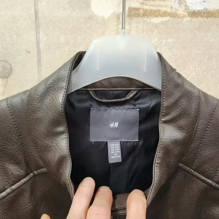 [SOLD OUT] (XXL)에이치앤엠 정품 남성 페이크레더 블루종/110/상태좋음