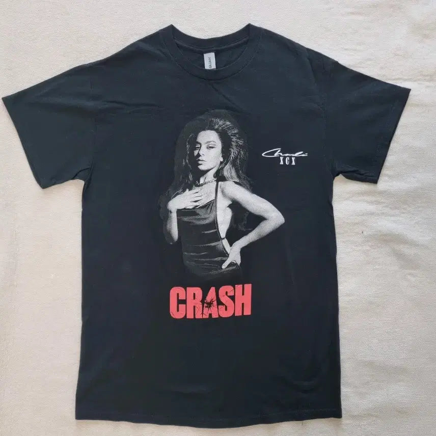 [BUNJANG] Charli XCX Crash Official T-Shirt / Charli XCX Crash 공식 티셔츠