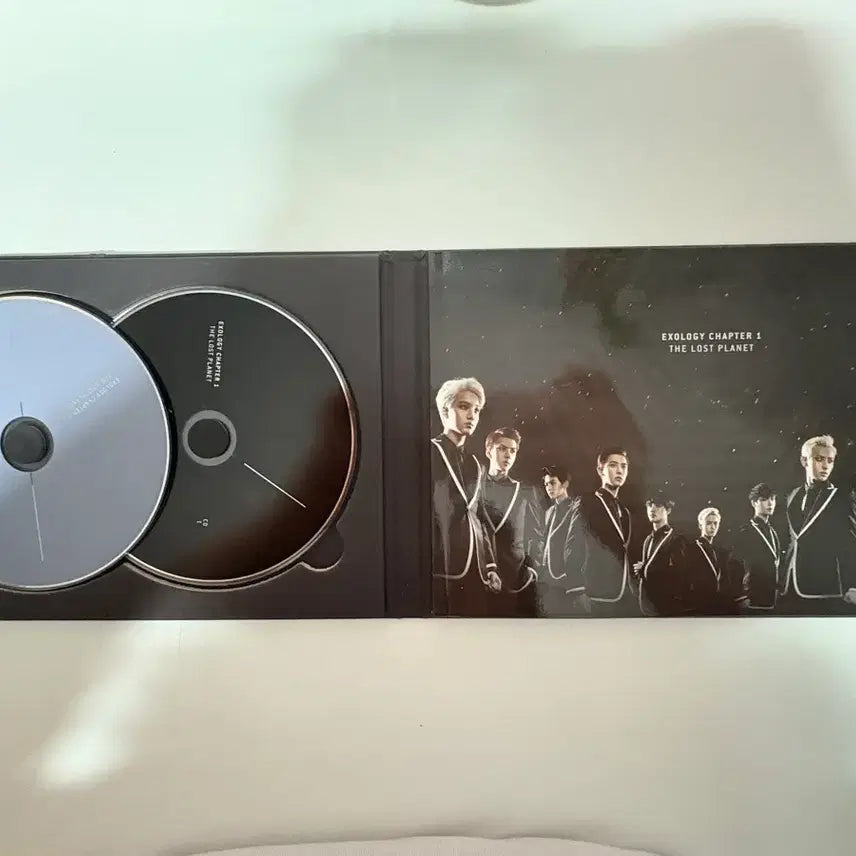 [BUNJANG] EXO "Golden Era" Concert DVD 4-Set Bundle / [이번주까지만/일괄] 엑소 전성기 DVD 4종 + 유물급 덤 폭탄 정리