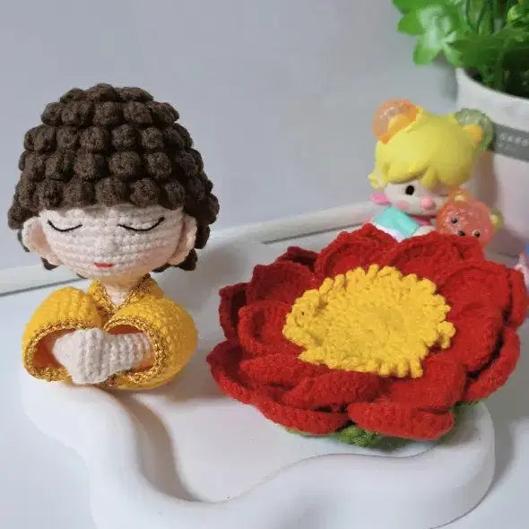 [BUNJANG] Handmade Crochet Lotus Flower Buddha Doll Keyring / 손뜨개 연꽃 불상 부처님 뜨개 인형 키링 가방고리 핸드메이드