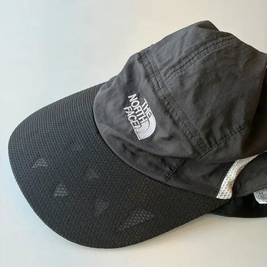 [BUNJANG] The North Face Y2K Outdoor Black Ball Cap / TNF 올드 노스페이스 Y2K 아웃도어 블랙 볼캡