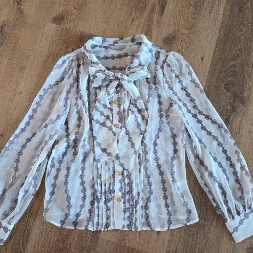 [BUNJANG] 2ME Ribbon Blouse Patterned Shirt / 2ME 리본 블라우스 패턴 셔츠