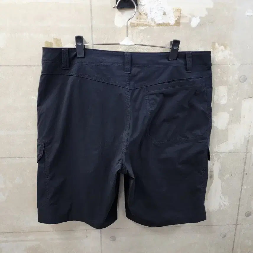 [SOLD OUT] (36)언더아머 정품 남성 피시헌터 카고 반바지/36size/상태우수