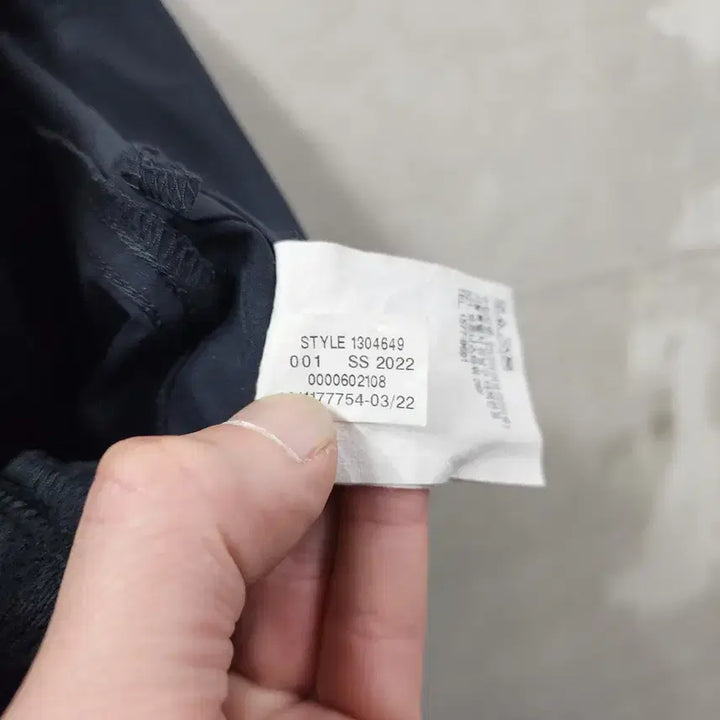 [SOLD OUT] (36)언더아머 정품 남성 피시헌터 카고 반바지/36size/상태우수