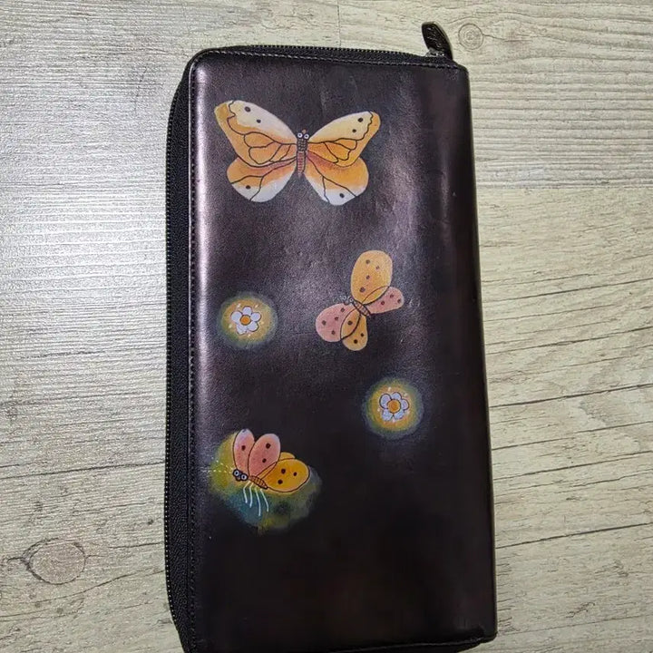[BUNJANG] Bambas Butterfly Long Wallet / 밤바스  지퍼 장지갑 버터플라이