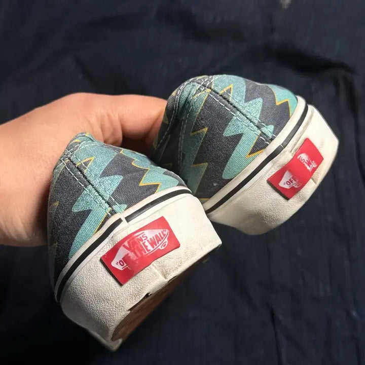 [BUNJANG] Vans Kenzo Lightning Bolt Authentic Aqua Blue Sneakers US10 / 반스 x 겐조 어센틱 라이트닝 볼트 - 아쿠아 블루 US10