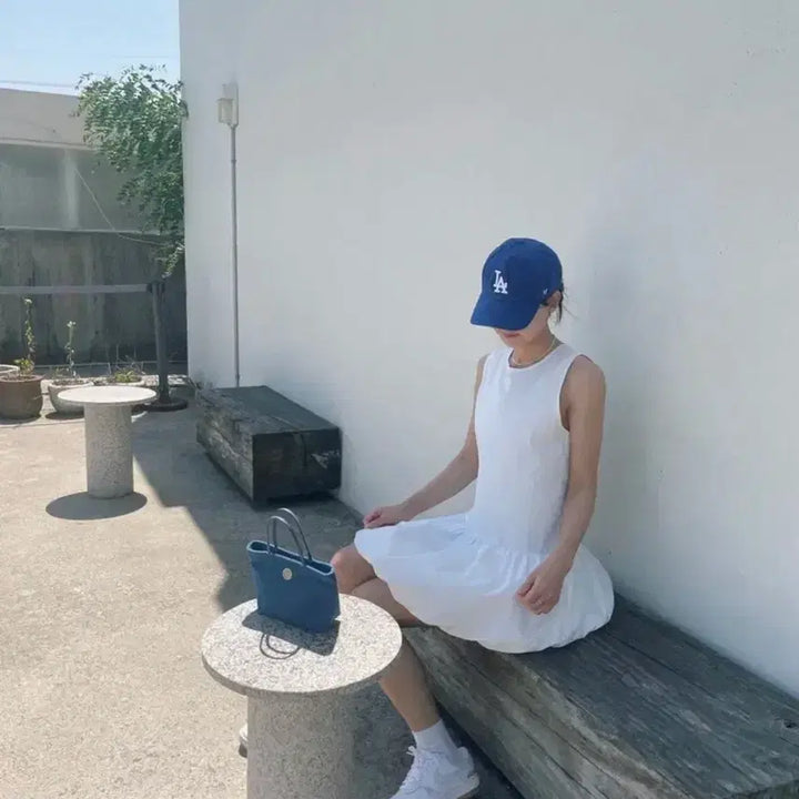 [BUNJANG] White Sleeveless Balloon Mini Dress / 화이트 민소매 나시 벌룬 원피스
