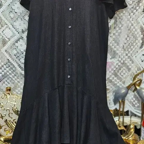 [BUNJANG] Black Asymmetric Long Shirtdress with Frill Design / 블랙 언발도톰마롱 원피스 셔츠형 프릴 디자인