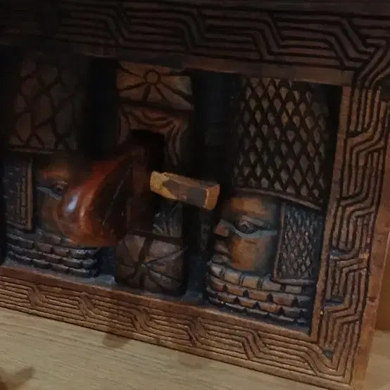 [BUNJANG] African Carved Decorative Table / (강원 양양) 아프리카 조각 장식 테이블