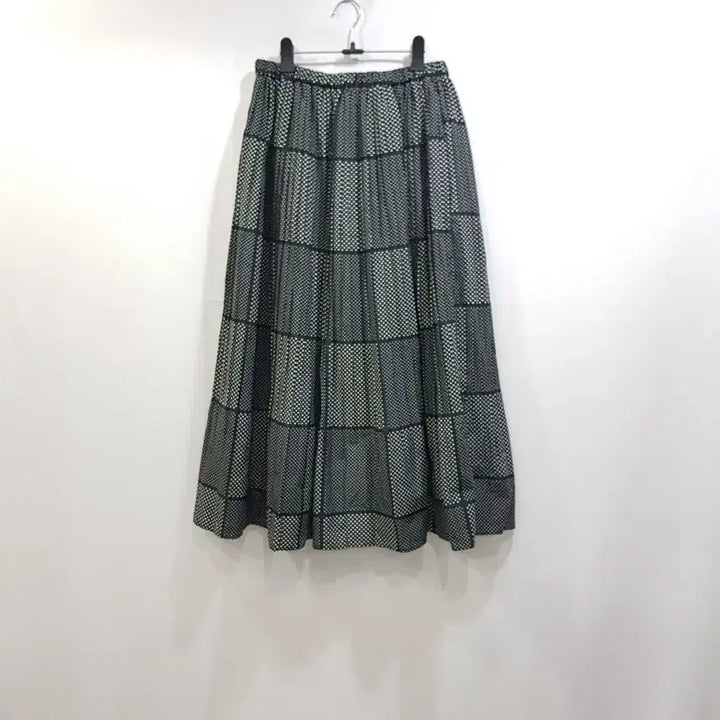 [SOLD OUT] 빈티지 밴딩 도트 패턴 플리츠 주름 롱 스커트 여F Q166