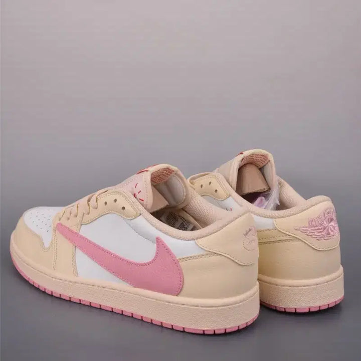 [BUNJANG] Nike Travis Scott Low OG Pink Sneakers / 나이키 트래비스 스캇 로우 OG 핑크 사이즈:230